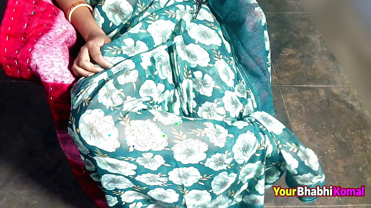 Desi Couple Chair Pe Ghodi | Cowgirl Ride Homemade | Your bhabhi komal