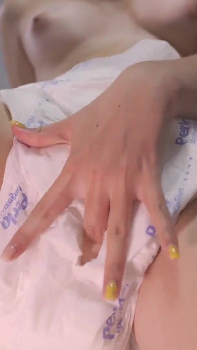 Jaw-dropping moment from "Baby tears up an adult diaper!"