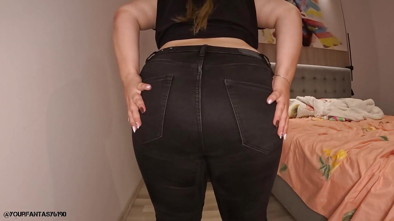Farting in Tight Black Jeans