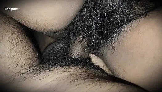 Bhabhi ke sath Soya toh bhabhi ne Raat ko lund pakad liya