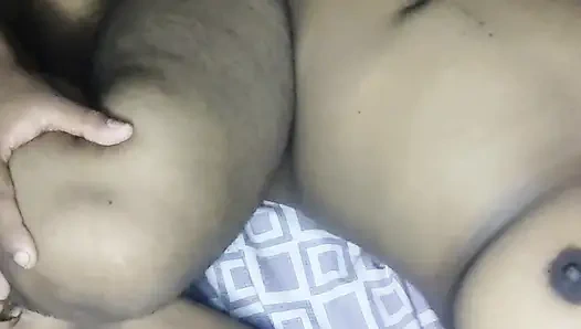 Домохозяйка муж сексуально девушку дези