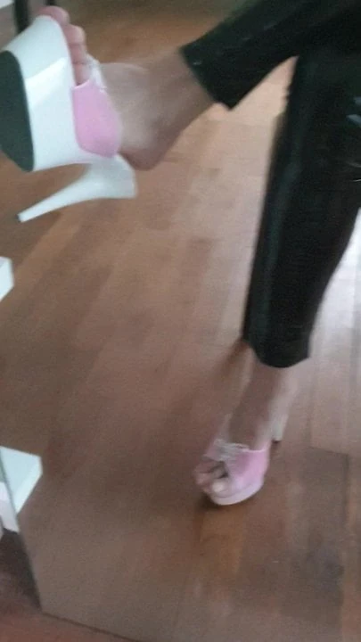 Dangling Mules