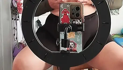 Sexy vor dem Spiegel