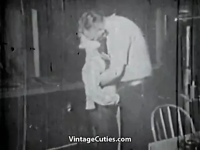 Old Man gets a Blowjob from a Girl (1950s Vintage)