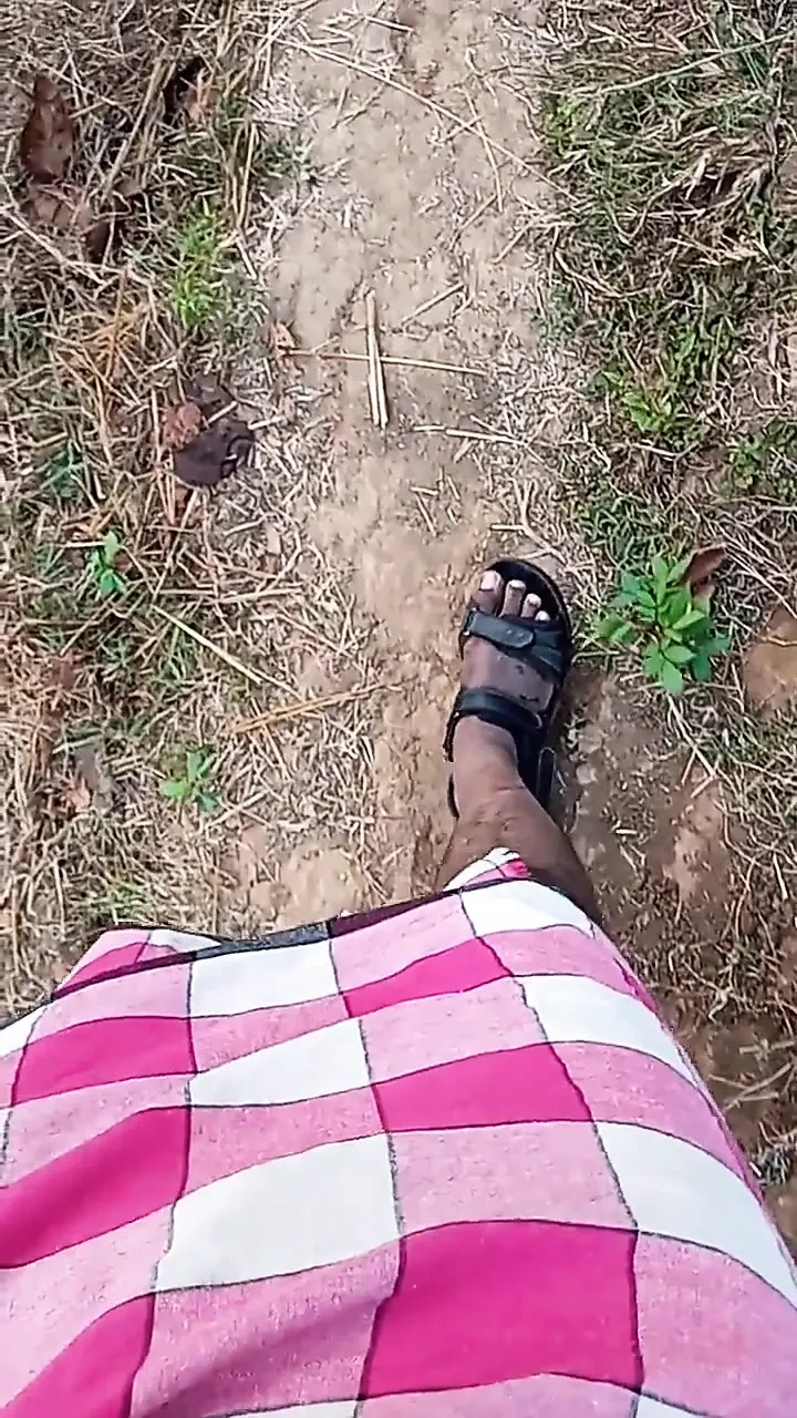 Hintli köylü evde banyoda evli kadın sert seks yapıyor