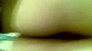 Волосатая киска в любительском видео