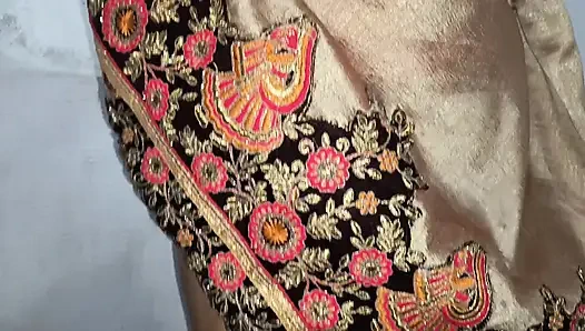 Video desi bhabhi cantik kencing penuh dengan memek berbulu