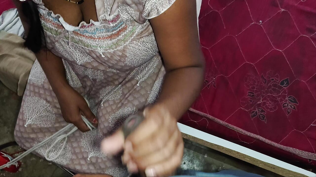 Indian desi Aunty and Davar chudai hindi audio - bhabhi pussy sex movies.