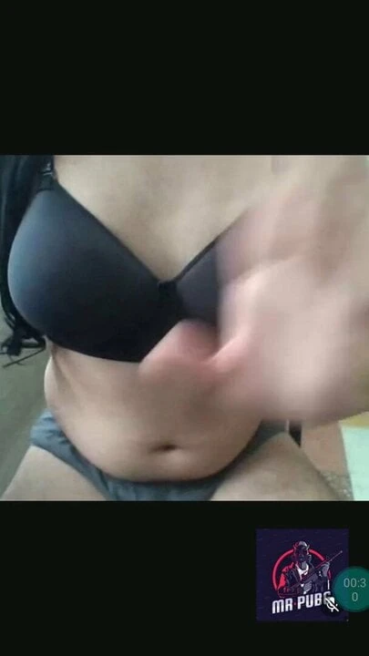Rashmi, Nude cam girl on video call