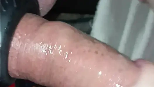 Pelacur mungil rambut merah di kerudung