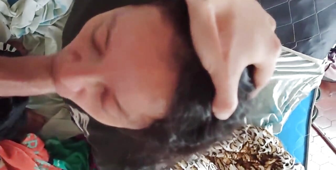 Cute MILF Sucking the Penis Until All the Milk Comes Out