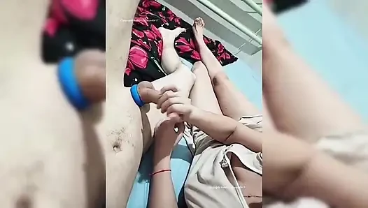 Sensual and Gentle Handling of a Dick. a MILF Knows How to Jerk off!