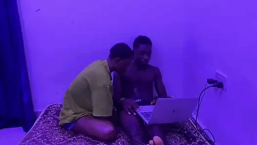 Aku dientot habis-habisan sama sahabatku, jadi aku ngentot habis-habisan