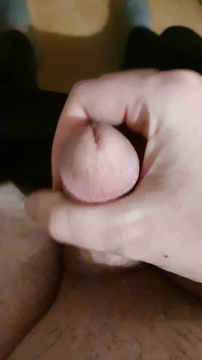 对着绿帽色情片打飞机