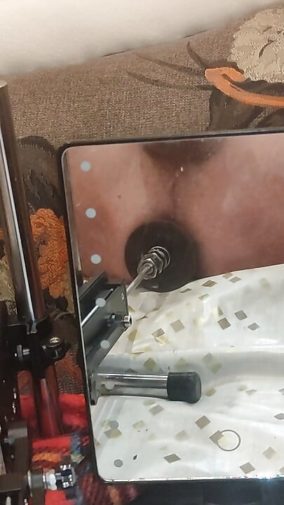 Fuck machine anal