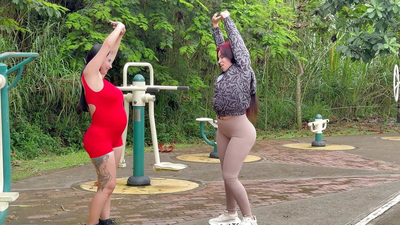 LESBIANS!! personalized YOGA classes on the street very
