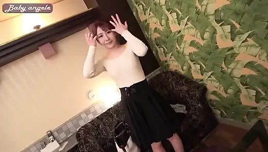 Mai Private Shoot. Şehvetli bir estetikçiyle karşılaşmak gizli seansa dönüşüyor