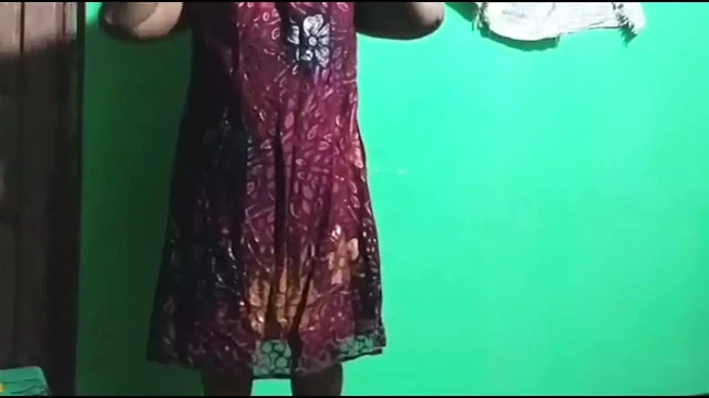 Sexy STEP MOM fat pussy