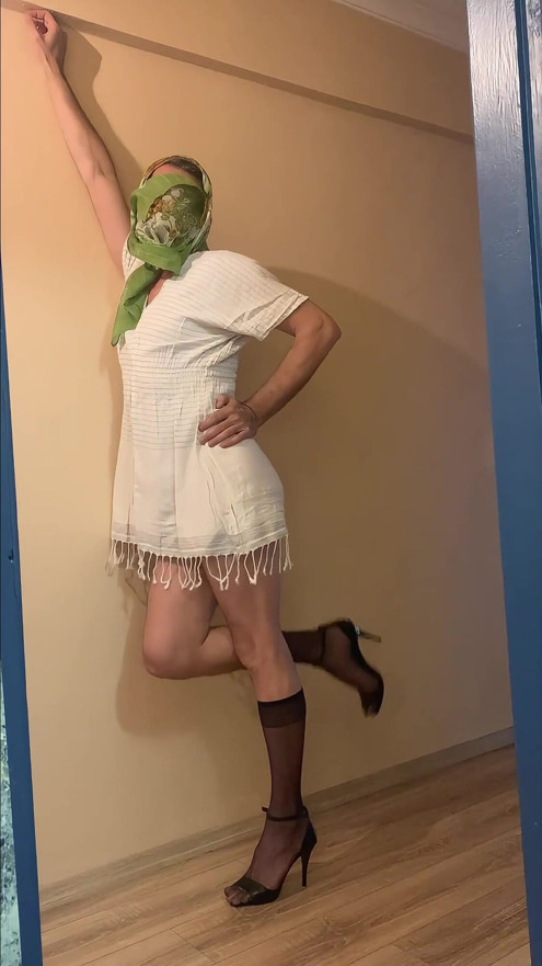 Isäpuoleni nussi minua, luulen, että olen nyt faggot | Klippi 1