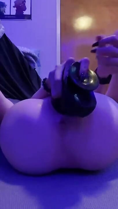 Entertaining my holes with big black dildo