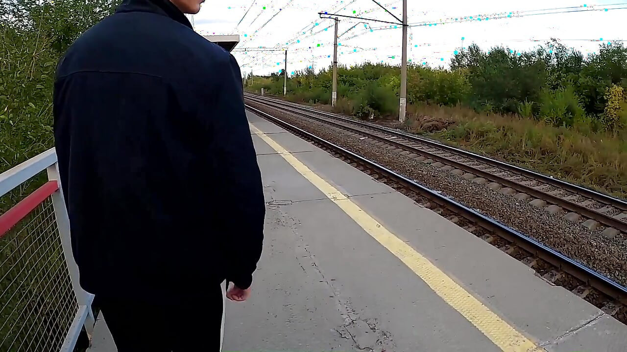 Extreme Masturbation at the Station