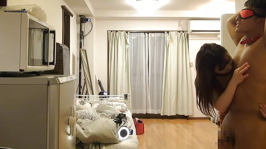 Pożyczenie kusicielki, która uwielbia przejąć kontrolę