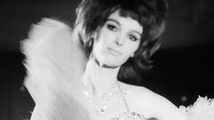 Spogliarello negli anni '60 - cabaret di spogliarello inglese vintage