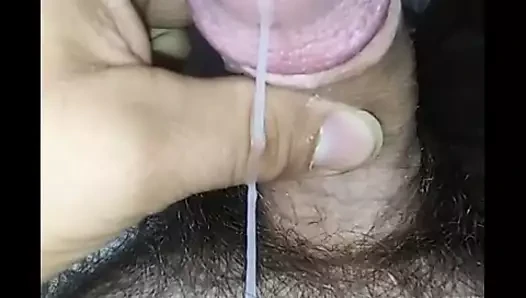 Bir seferde bir damla sızan yükümü yavaşça serbest bırakıyorum