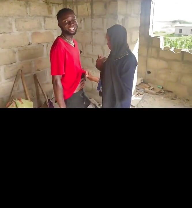 Alahaji Fuvked Her Engineer in an Uncompleted Building