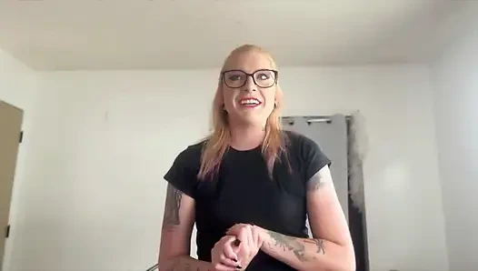 Teman sekamar kencing dan ludah