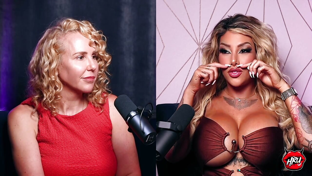 Kitana Montana na dominatrix, cinta-e maricas
