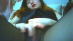 Yeing Jeong masturbates on webcam