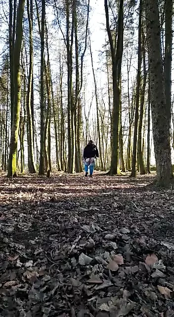 TheLady flashes in the woods but its too busy