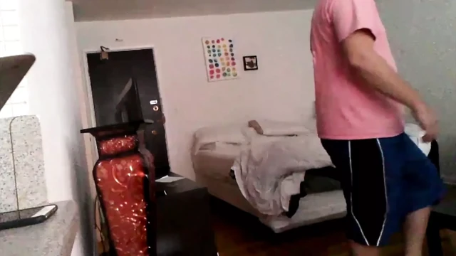 055 BEEFY STR8 19YO FRAT GUY LIKES UNLOADING IN DADDY ASS