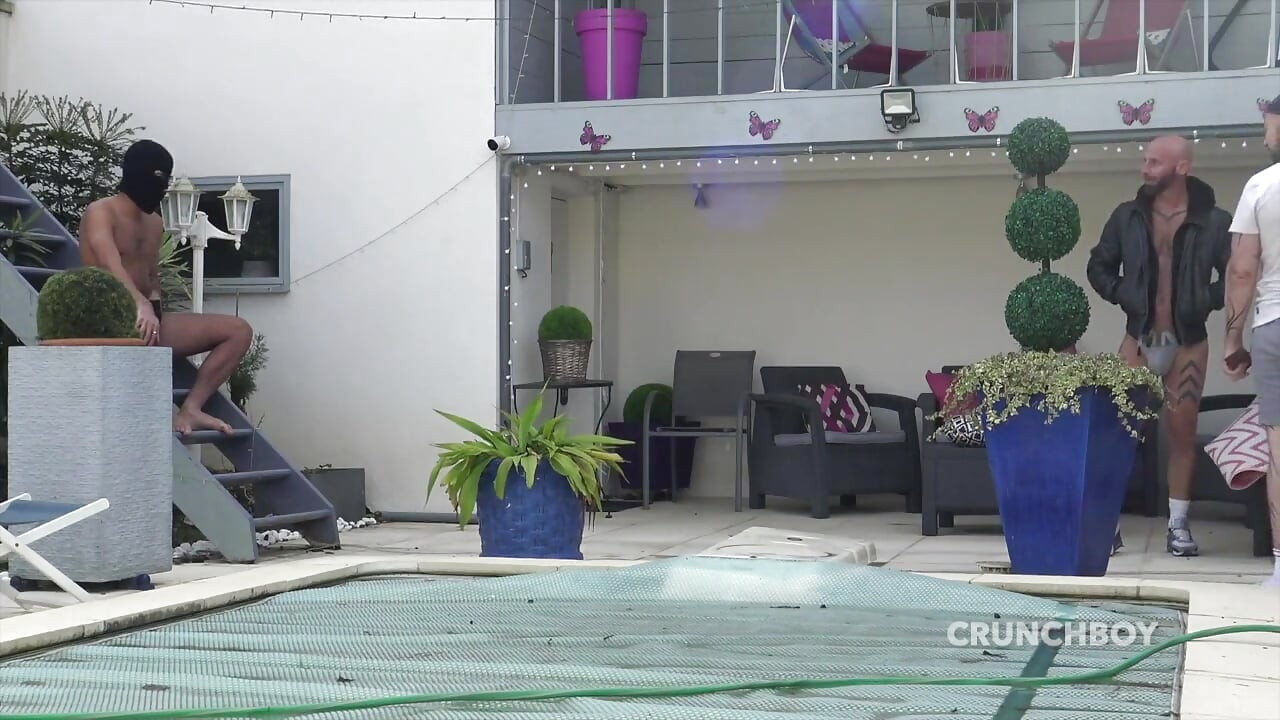 Deville usata crudemente da un cazzo nero xxl