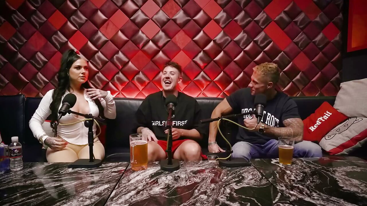 Karmen Karma Uses Bacon Grease as Lube