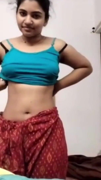 18 YEAR virgin GIRL WITH | Clip 1