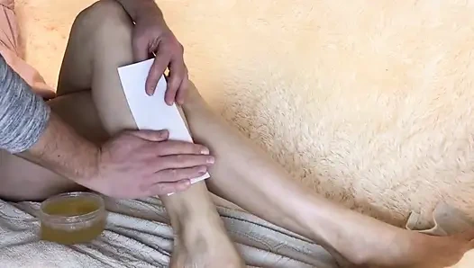 Evde bacaklarım için ağda