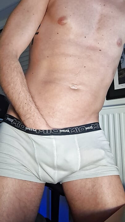 Watch me jerk off in my boxers