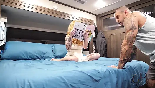 Миссис Грей - часть 3 - мой ебарь трахает девушку моего пасынка