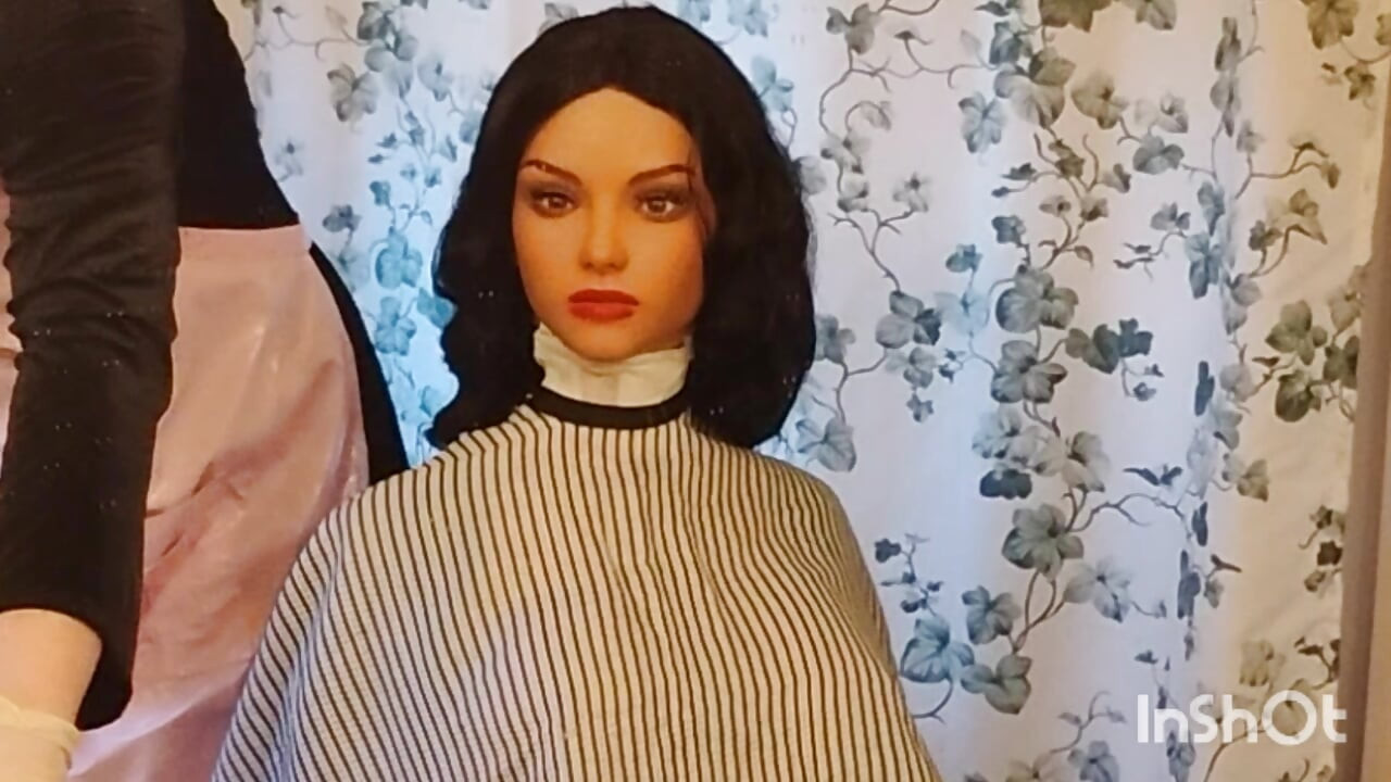 Emma the barberette shows off her capes