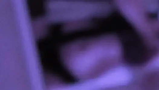 Cuma murid nakal yang imut, tari bugil dan mamerin lidahnya untuk memohon sama kamu, masukin kontol ngacengmu ke mulutku