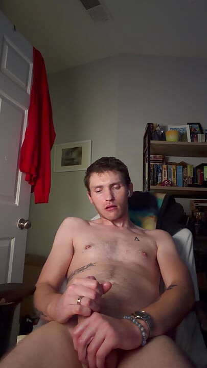 絶頂して目が転がる