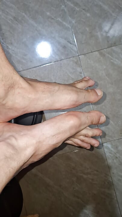 Masturbation on stool kitchen cumshot on ankle foot.