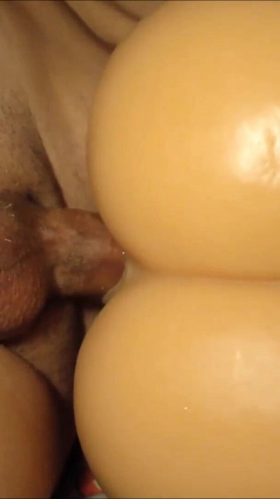 Συναισθηματική στιγμή από το "Sex Toy Quick Cum"