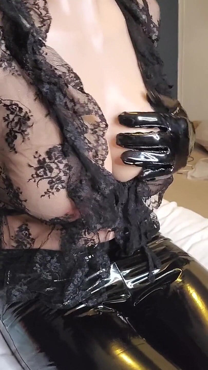 Would you be a good slave for Mistress Jessica?