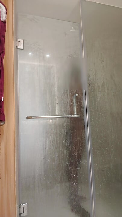 Single male bathing clip in five-star hotel. Male Shower