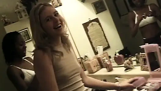 Interracial schwesternschaft bash - heiße partyaction