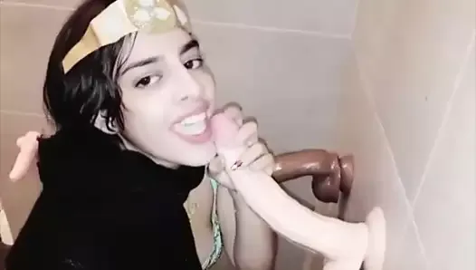 Arab doing bukake with multiple big cocks until they ejaculate in her mouth