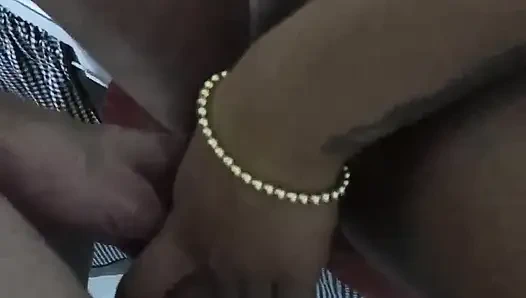 Onunla internette tanıştım, İspanyalı ve Abd'ye geldi ve sonunda sikişiyoruz